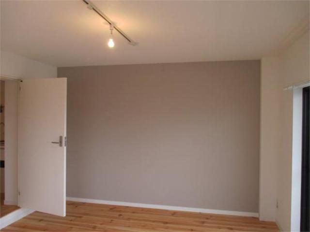 悠々自適ワンルーム 401の外観