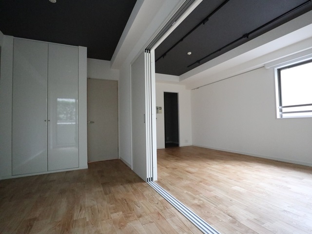 憧れのおしゃれ無垢空間 403の内観