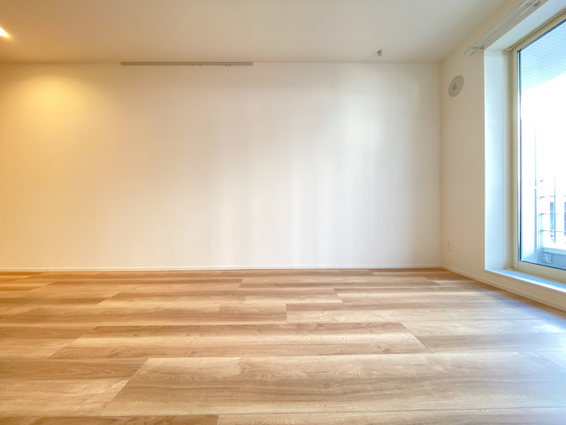 緑が似合うwood apartment 205の内観