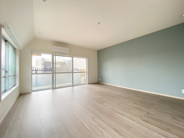 のんびり郊外暮らし 305の内観