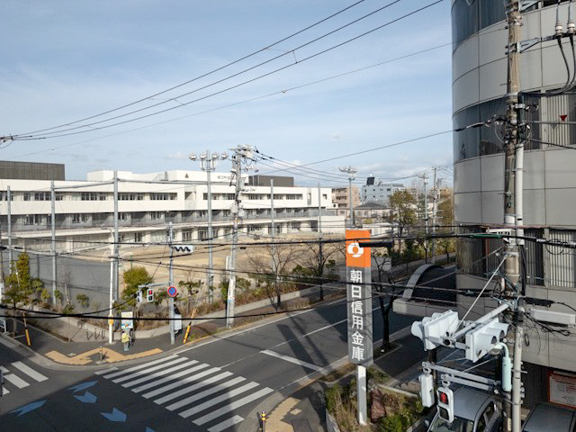 ホワイト×ブルー×グリーン 302の内観