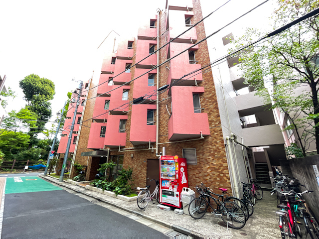 新宿御苑のお隣ワンルーム 103の内観