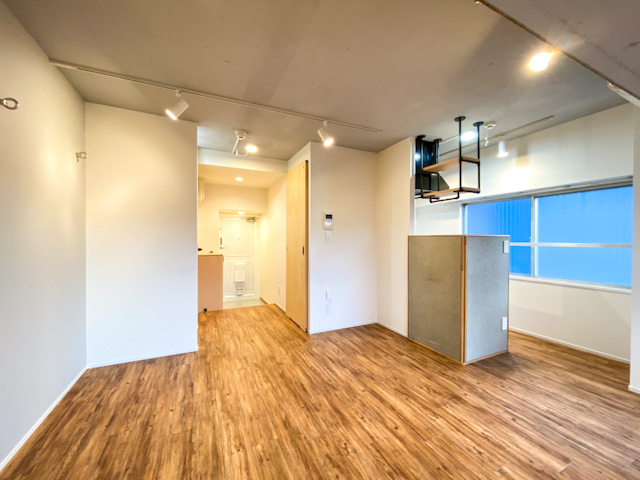 豊かな暮らし 301の内観