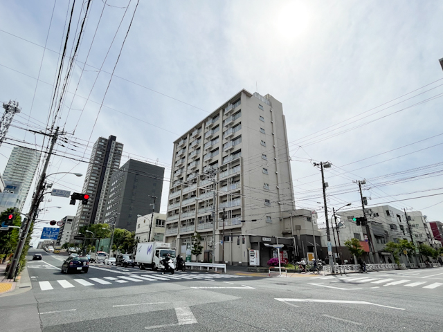 ビタミンカラーで気分を上げて 908の内観