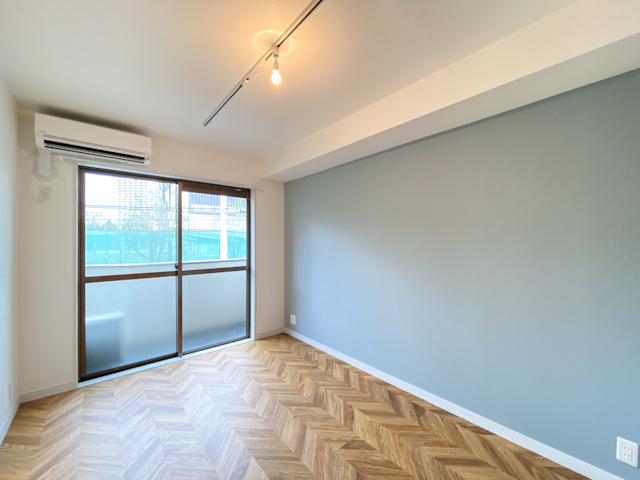 暮らしに色を 205の内観