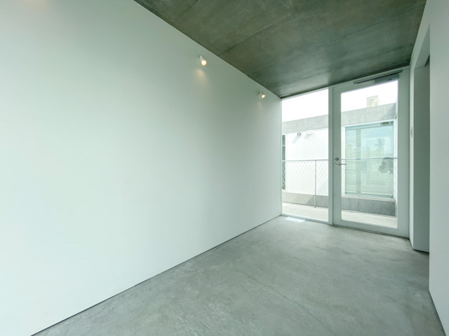 パリのアパルトマンのような 403の内観