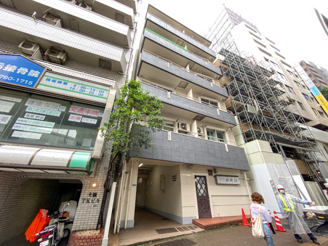 Green room 305の内観