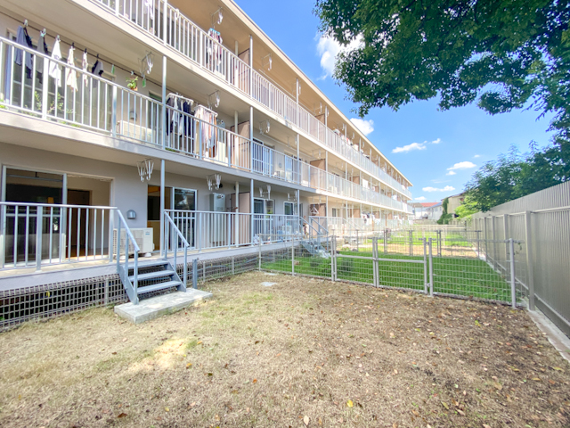 ニワアリマス 108の内観