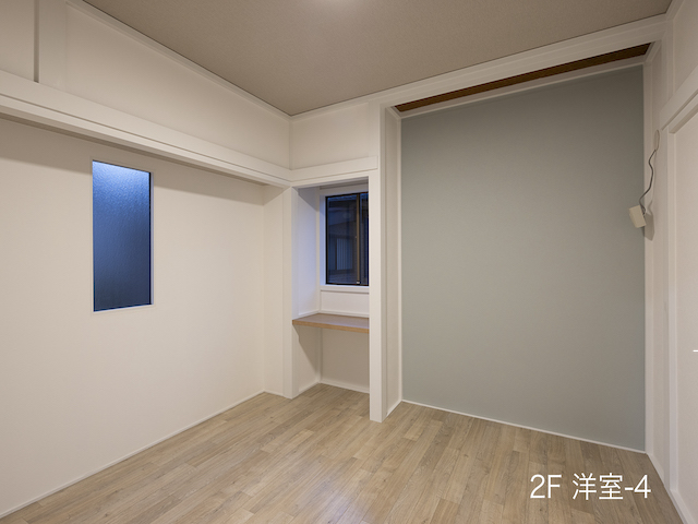 都心から離れた戸建て暮らし -の内観