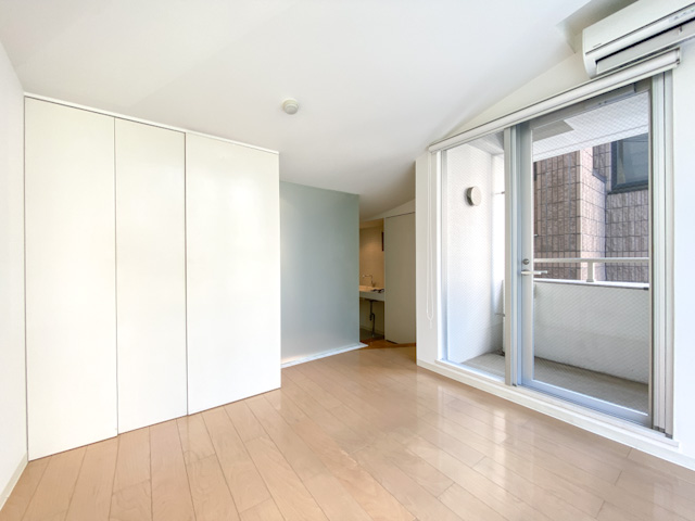 Green View 201の内観