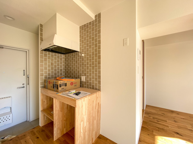 Book and me 403の内観