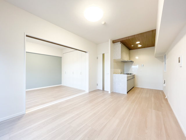 控えめだけど 301の外観