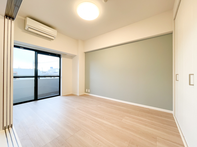 控えめだけど 301の内観