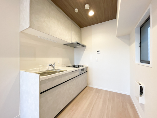 控えめだけど 301の内観