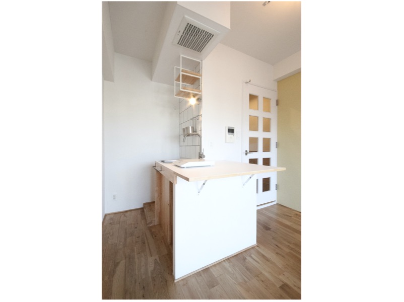 コンパクトにオシャレに暮らす カウンターキッチンver 703の内観