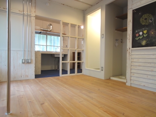 みんなで創るキッチンガーデン(エルダー) 4の内観