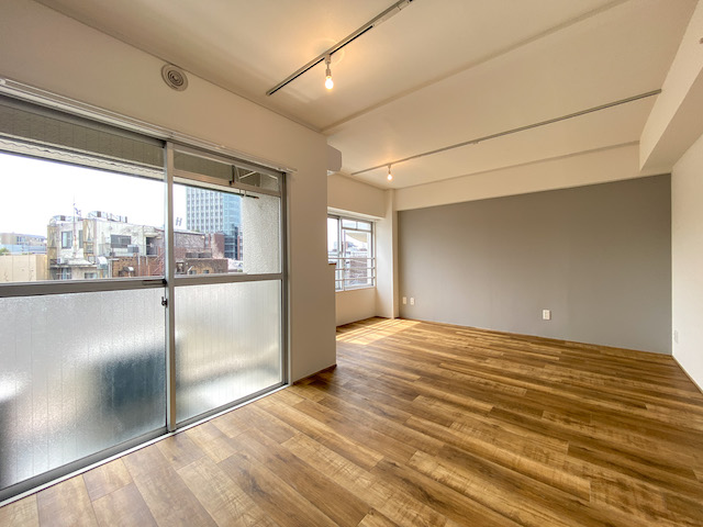 ブクロ時代到来 304の内観