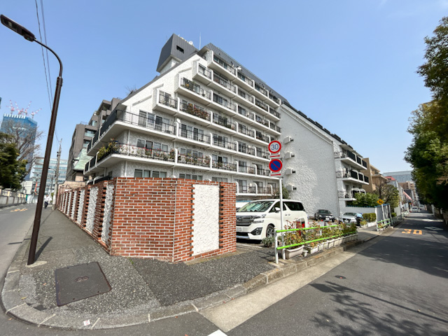 見晴らしの良いリノベ部屋 705の内観