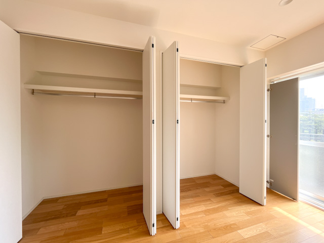 見晴らしの良いリノベ部屋 705の内観