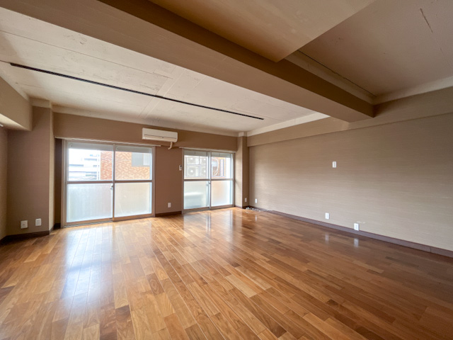 50㎡のワンルーム 502の内観