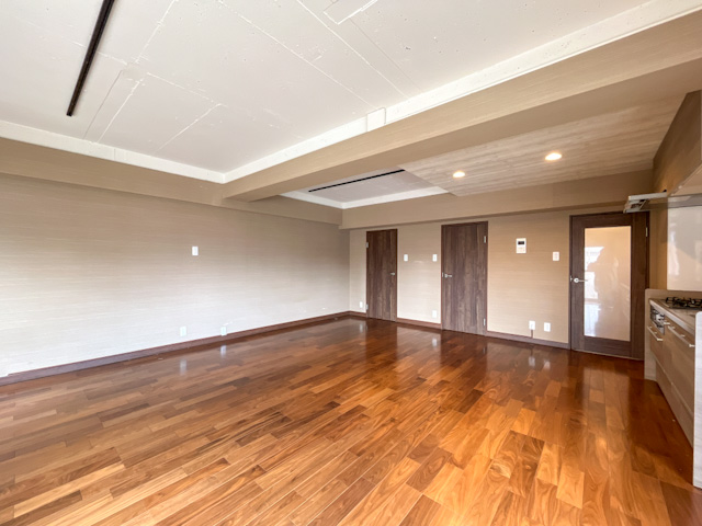 50㎡のワンルーム 502の内観