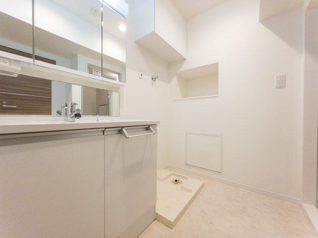 yellow door 204の内観