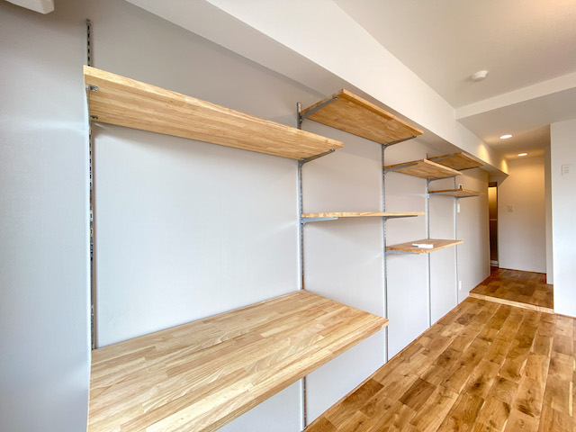 Customize 402の内観