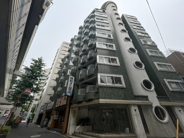 大都会に住む 502の内観