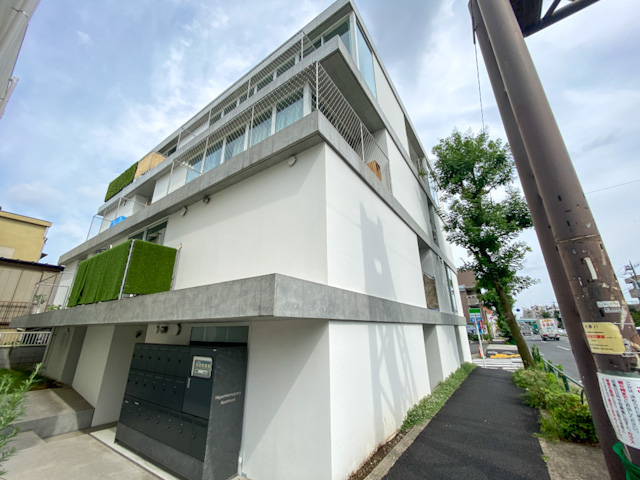 パリのアパルトマンのような 402の内観