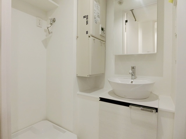 碑文谷の築浅に住まう 205の内観