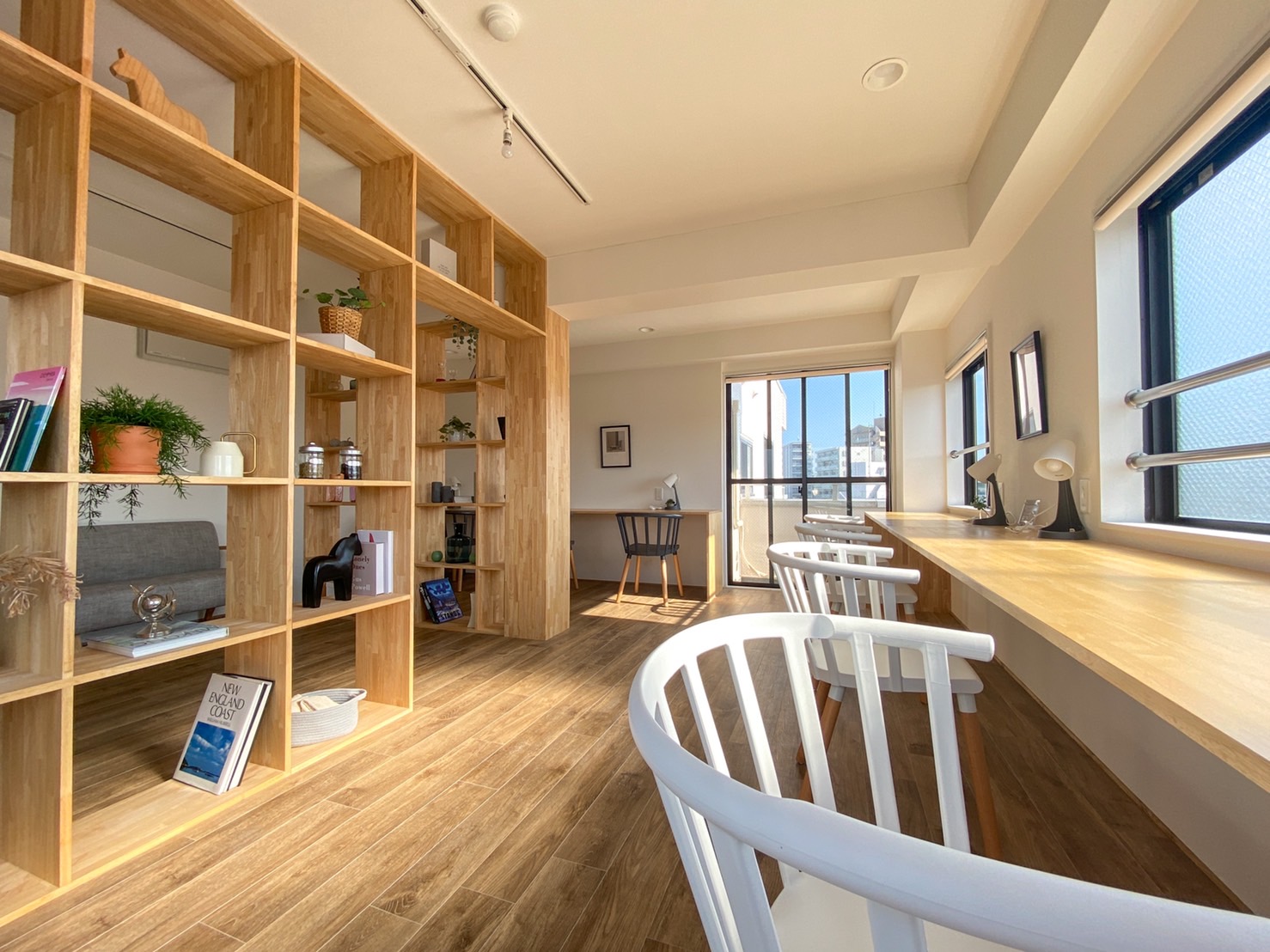 ONとOFF 301の内観