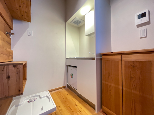 夢のminiログハウス 202の内観