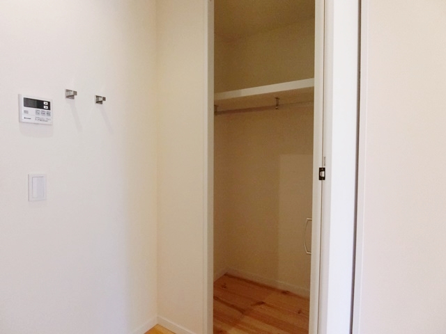 やっぱり無垢床はいい◎ 2-Aの内観