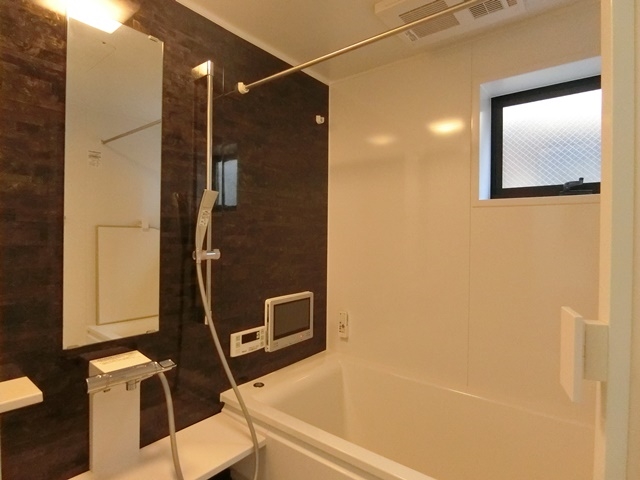 やっぱり無垢床はいい◎ 2-Aの内観