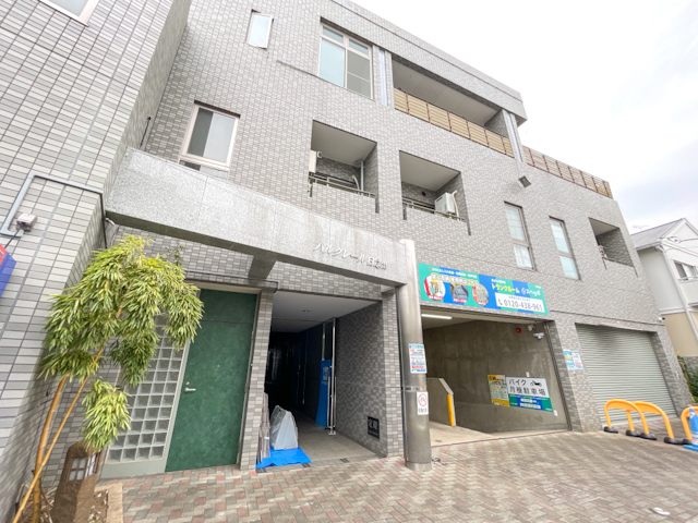 谷中銀座のおとなりさん 304の内観