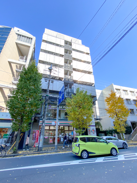 南向きマッチョハウス 302の内観
