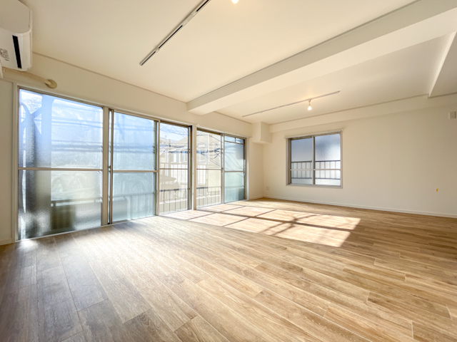 空色と日向ぼっこ。 201の外観