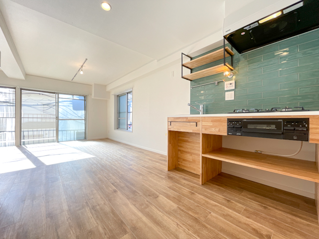 空色と日向ぼっこ。 201の内観