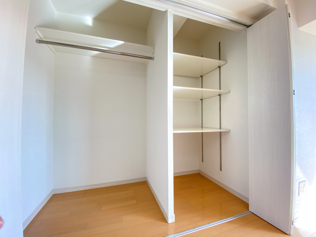 桃色レトロチック 402の内観