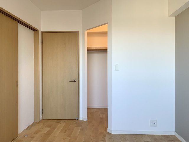 駅徒歩1分の余裕 1003の内観