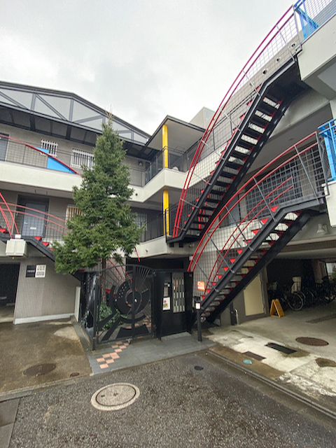 空を見上げて 301の内観