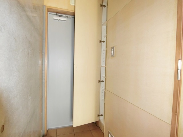 高さに圧倒!メゾネット 308の内観