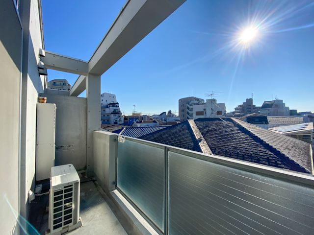 南国オレンジ 302の内観