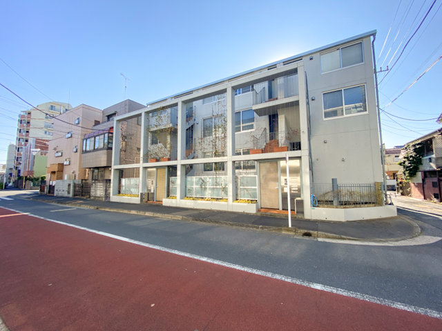 南国オレンジ 302の内観