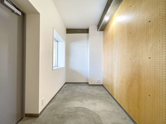 土間と緑【トランクルーム付き】 201の内観