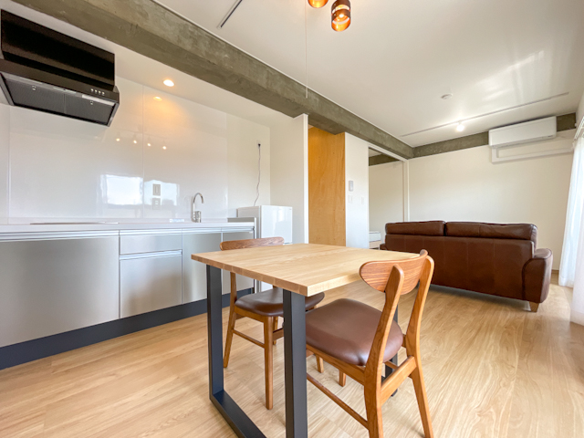 土間と緑【トランクルーム付き】 201の内観