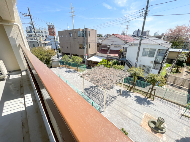 土間と緑【トランクルーム付き】 201の内観