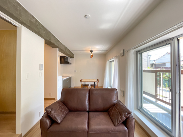 粋なリノベ【トランクルーム付き】 101の内観