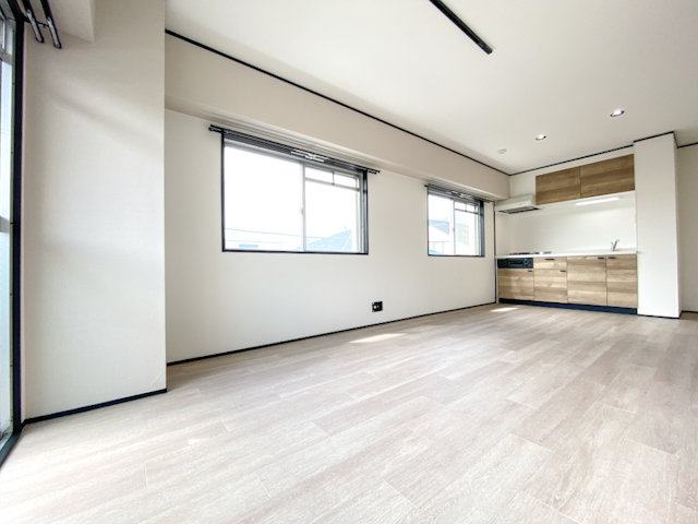 アウトドア派へ捧ぐ 306の外観