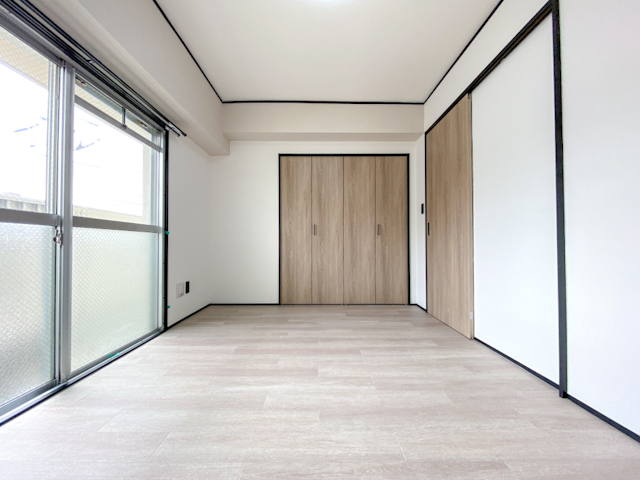 アウトドア派へ捧ぐ 306の内観